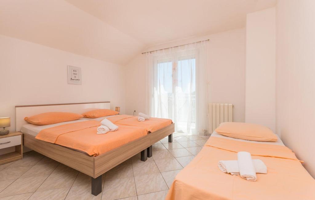 Apartments Mikulic Biograd Na Moru Exterior photo